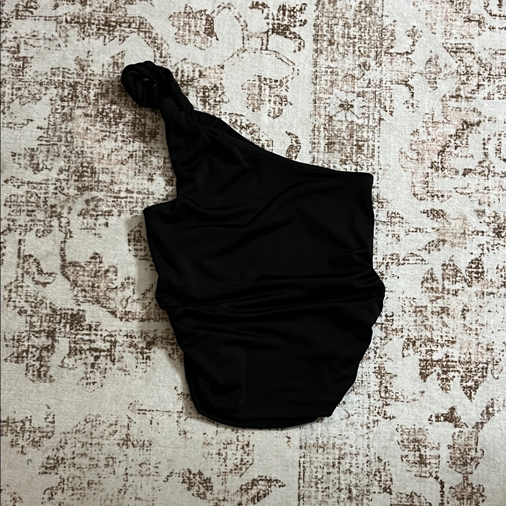 Stylish Black one shoulder women’s top